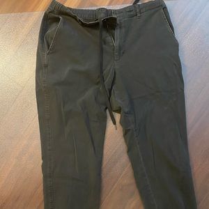 Uniqlo Jogger Style Pant - Black, M